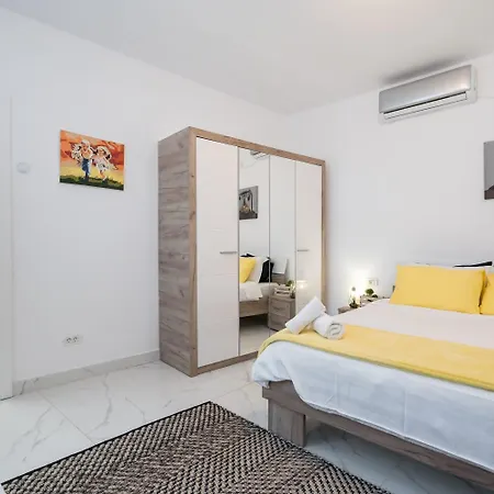 Peace-tineretului Appartement Boekarest